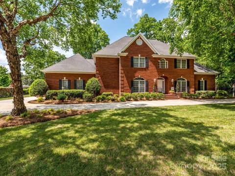 1209 S South Street Gastonia NC 28052
