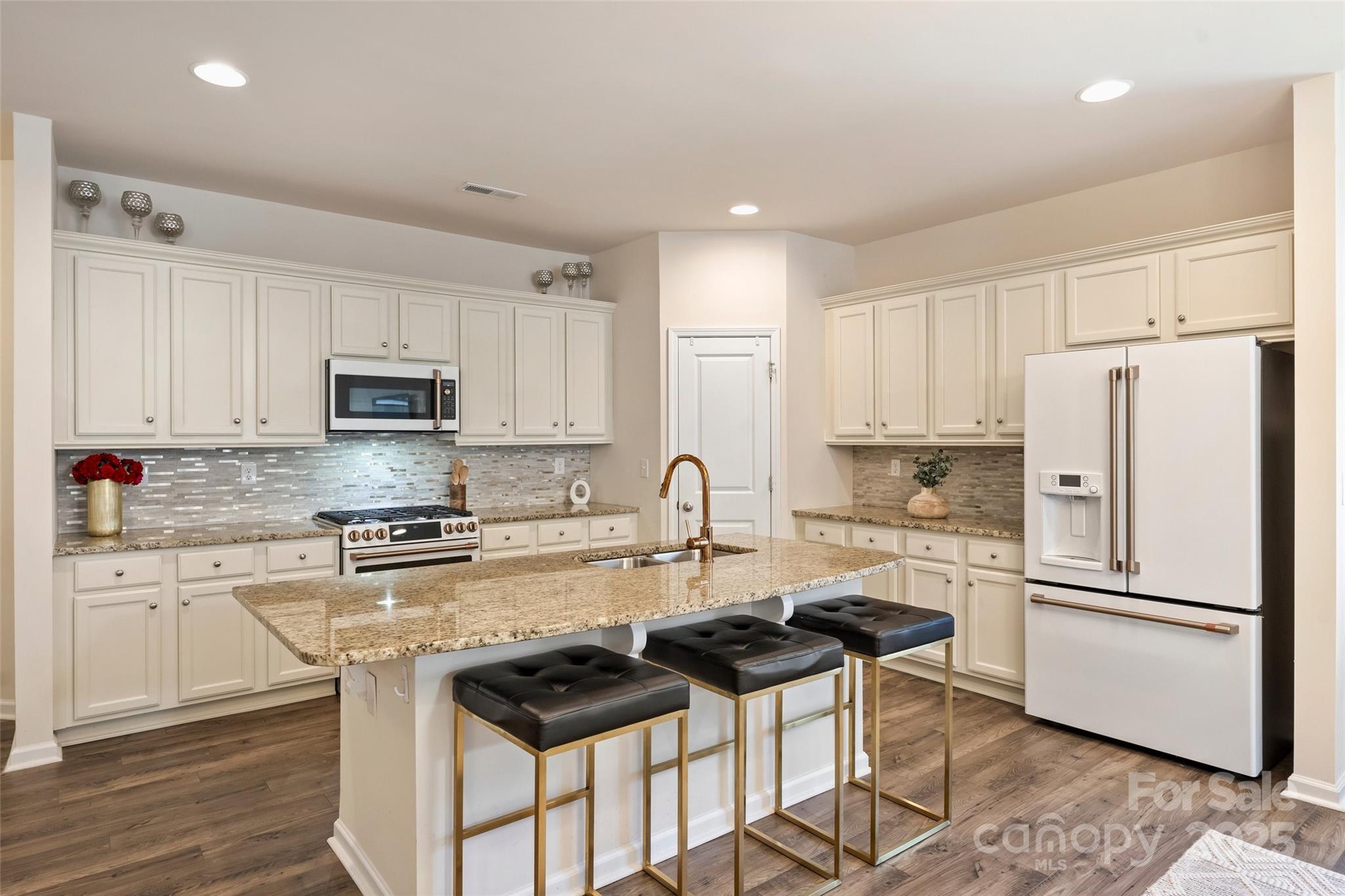 Main Street Station - Residential