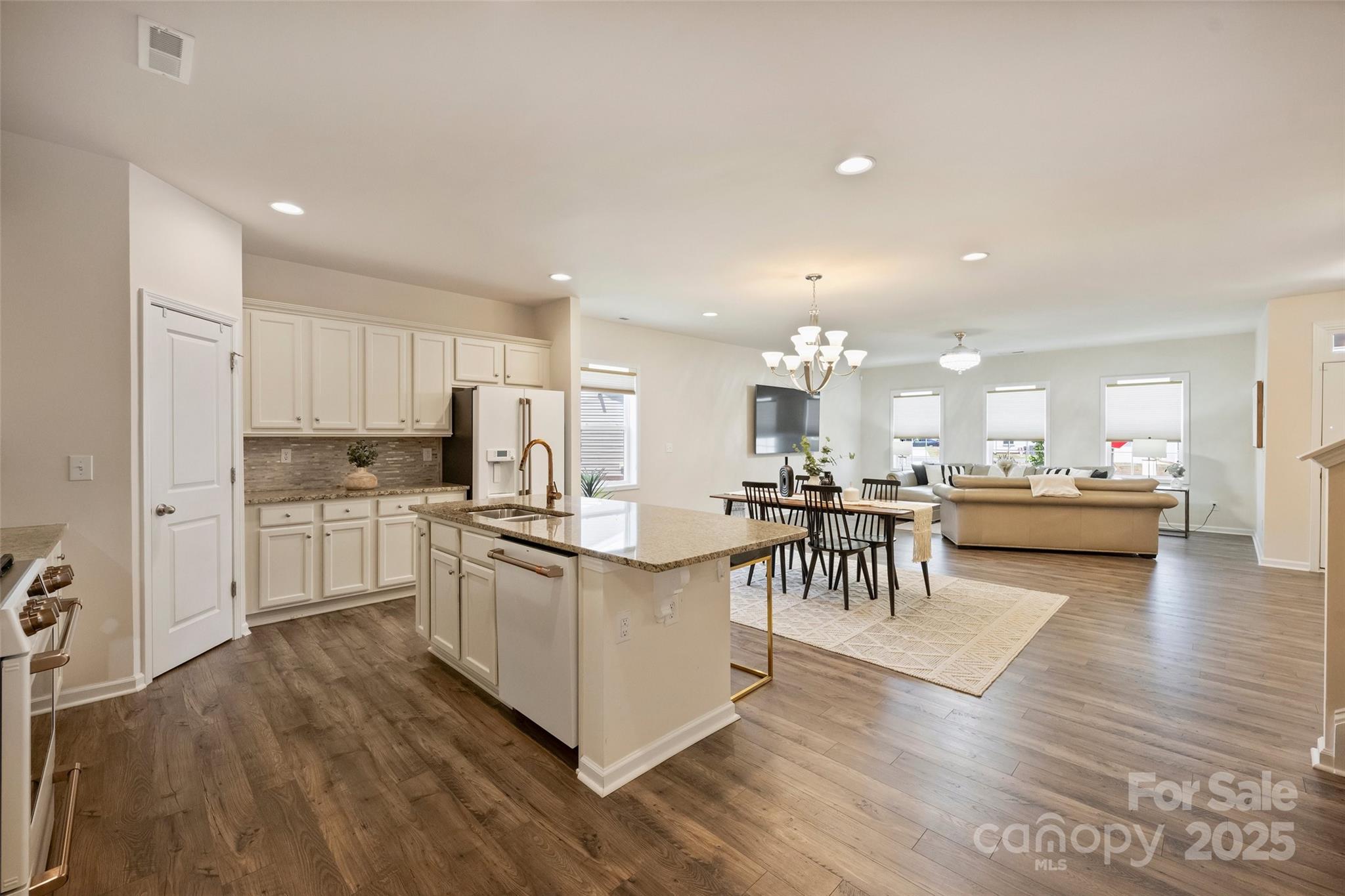 Main Street Station - Residential