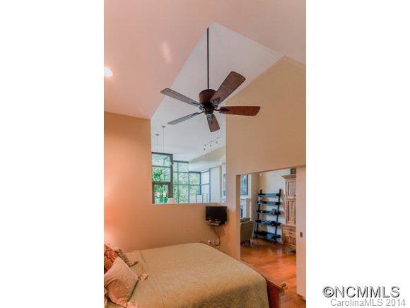 60 North Market - Residential