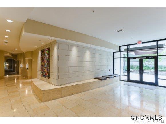 60 North Market - Residential