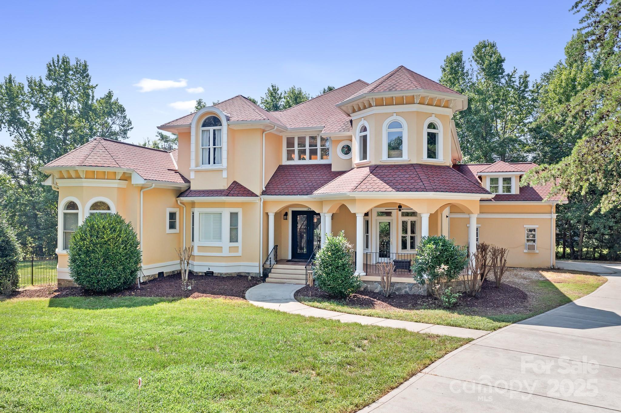 149 Vista Bluff Lane