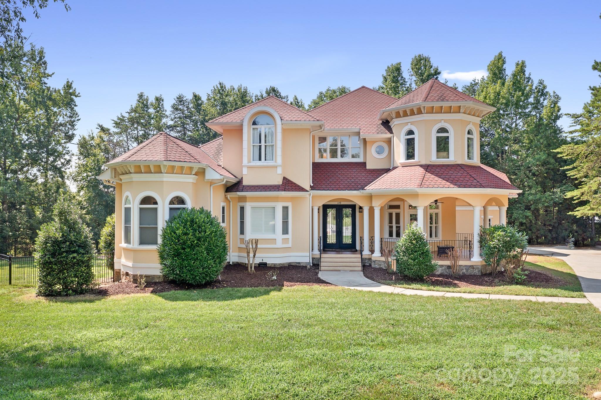 149 Vista Bluff Lane