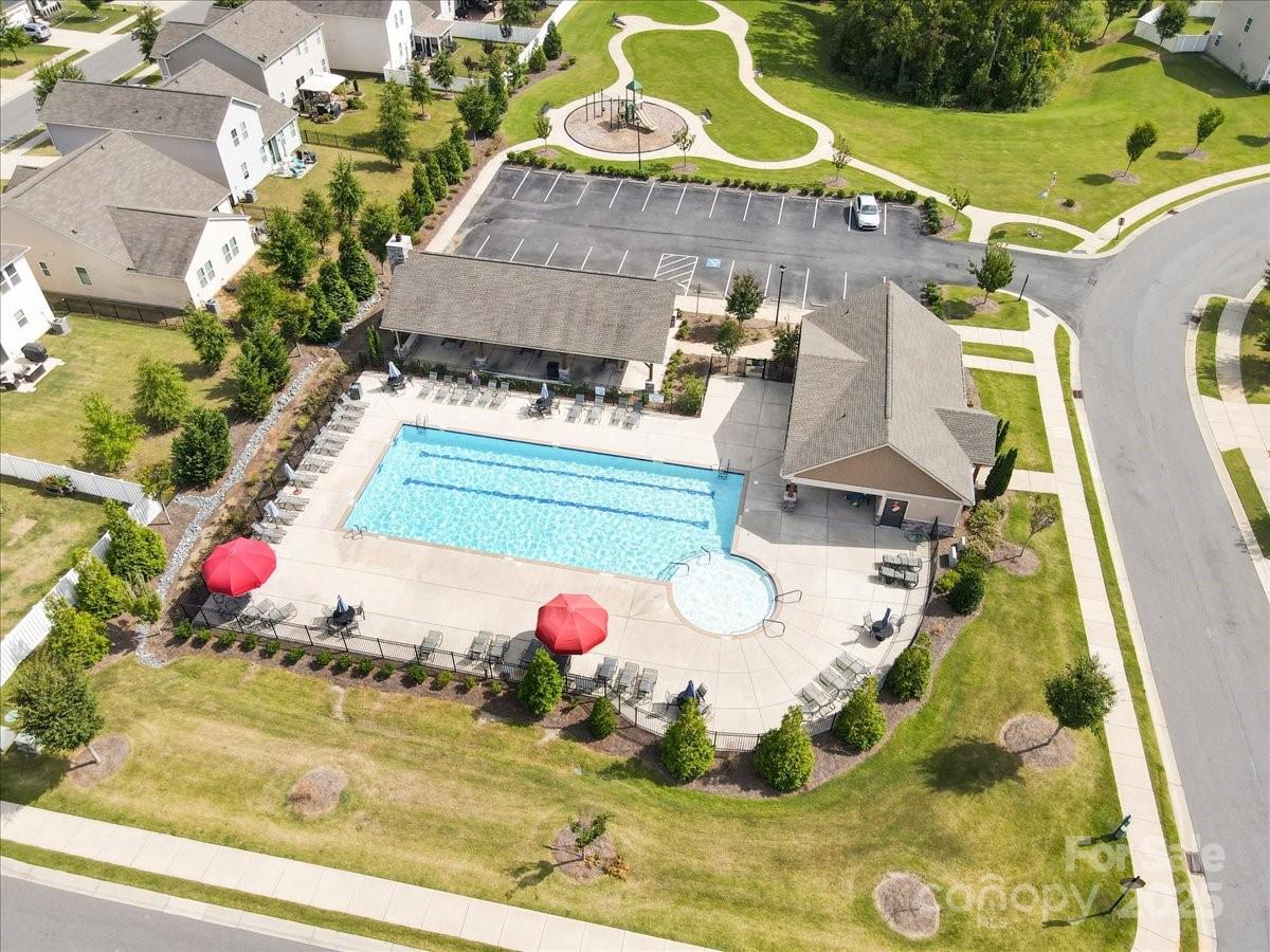 Kings Grove Manor - Residential