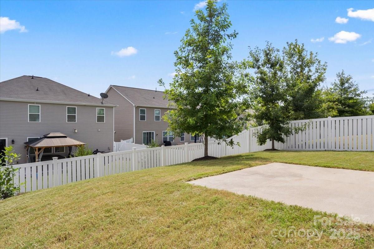 Kings Grove Manor - Residential