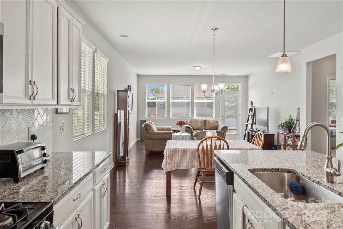 Kings Grove Manor - Residential