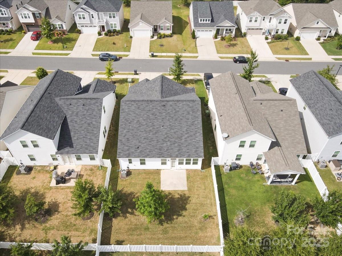 Kings Grove Manor - Residential