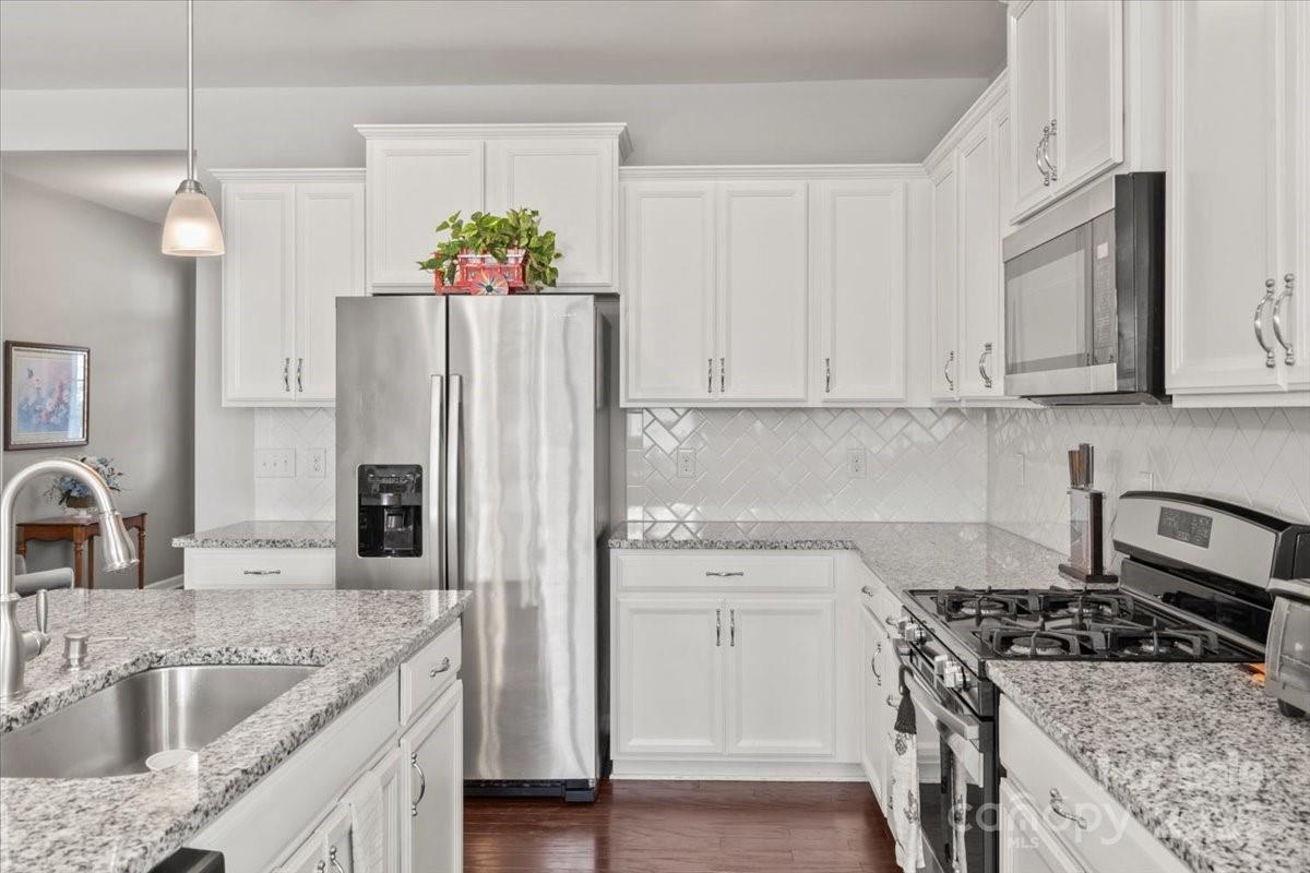 Kings Grove Manor - Residential