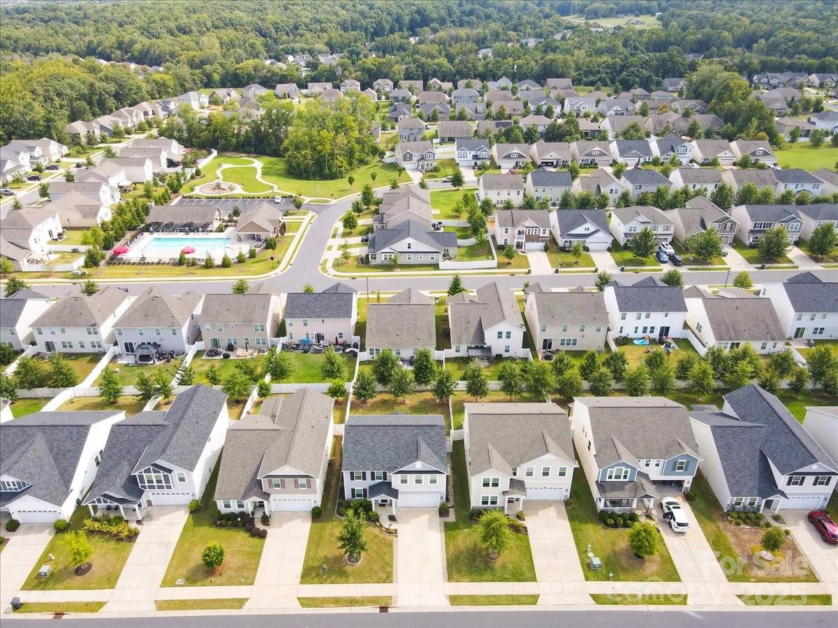 Kings Grove Manor - Residential