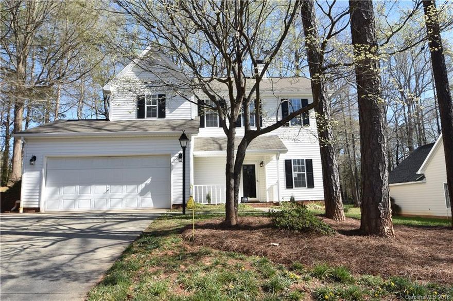 Immaculate home w/ granite & tons of upgrades. 3 bedrooms & bonus that could be used as a 4th. No carpet in the house. Tile & Laminate throughout & hardwoods on staircase. Spacious bedrooms, fresh paint & tile on main level. Sunroom attached off the back of the home & a fenced yard. Back yard is a gardeners paradise!! Storage shed stays w/ the home. Great home!! MUST SEE THIS HOME AS IT WILL NOT LAST!!