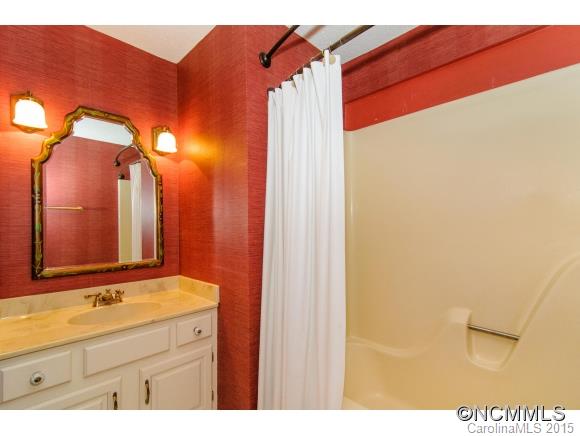 Fleetwood Plaza - Residential