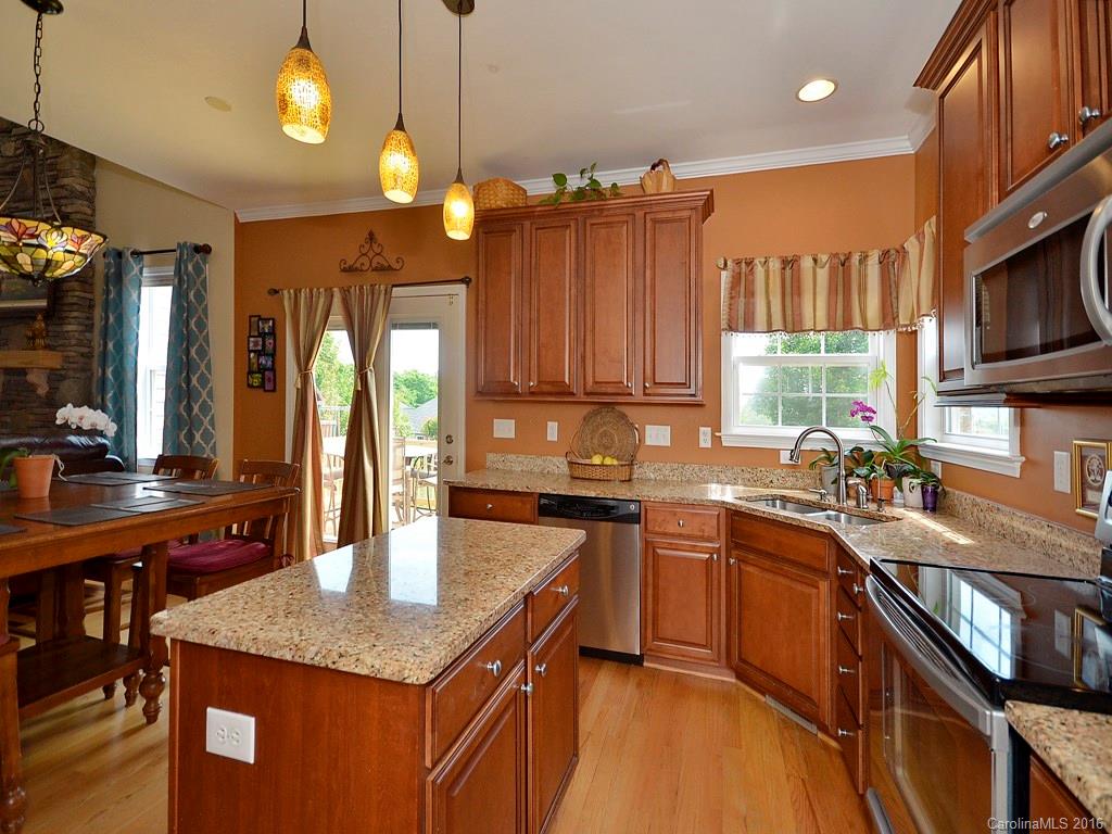 Waightstill Mountain - Residential