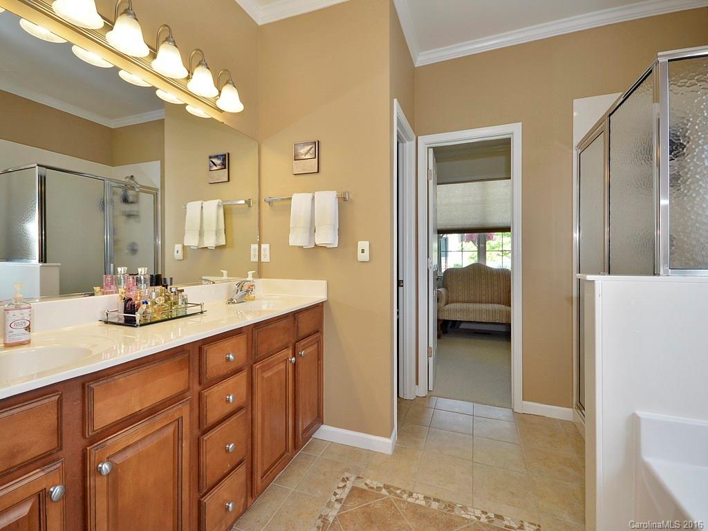 Waightstill Mountain - Residential