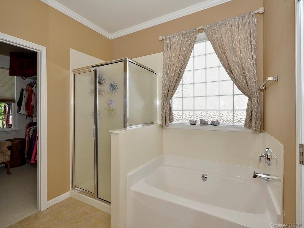 Waightstill Mountain - Residential