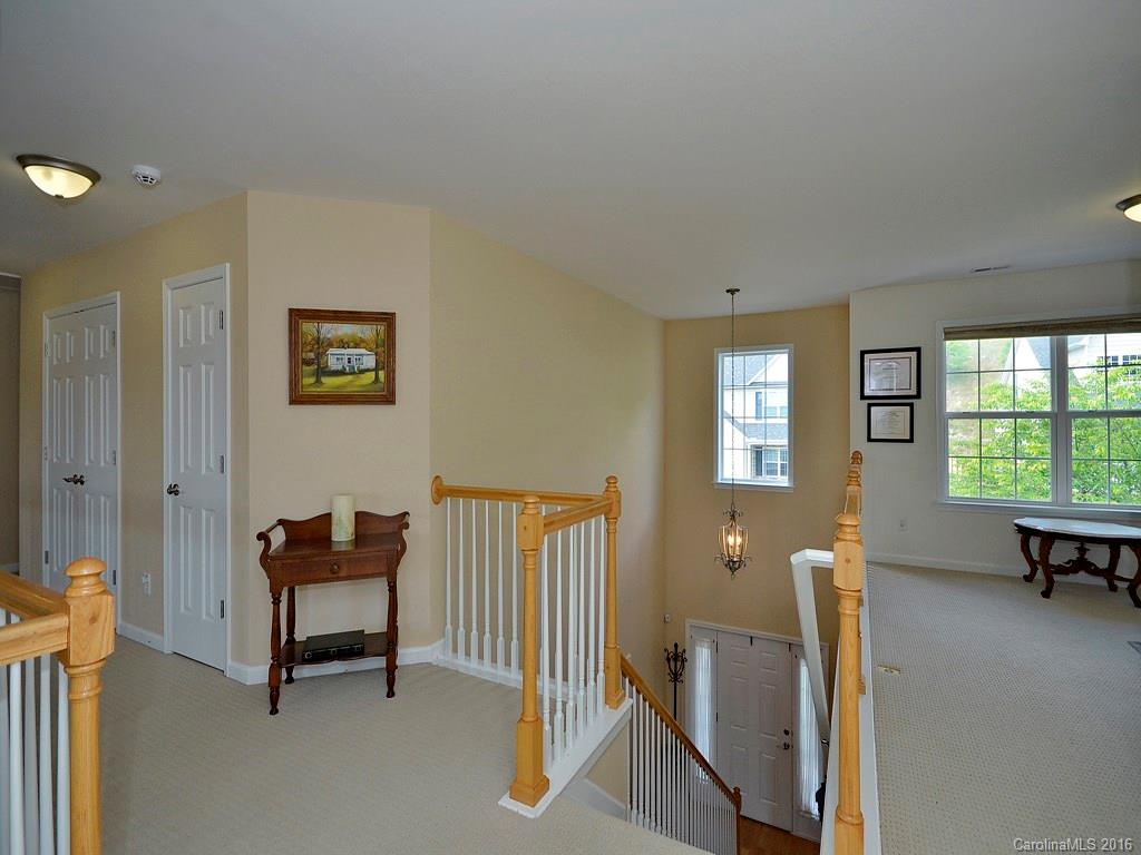 Waightstill Mountain - Residential