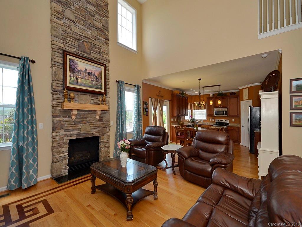 Waightstill Mountain - Residential