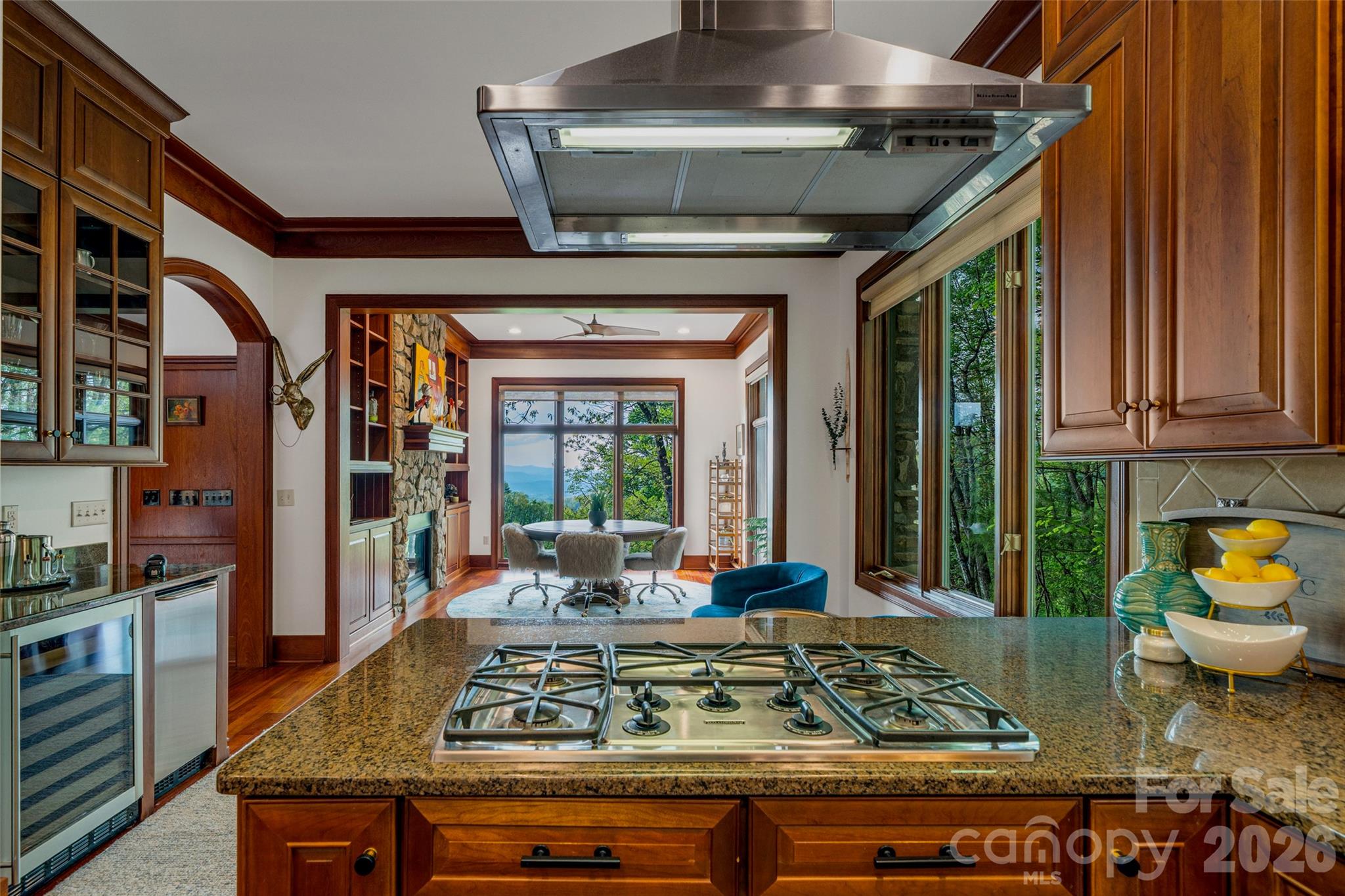 Reynolds Mountain - Residential