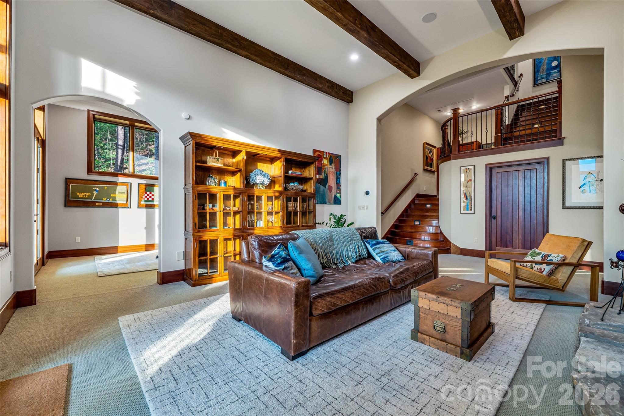 Reynolds Mountain - Residential