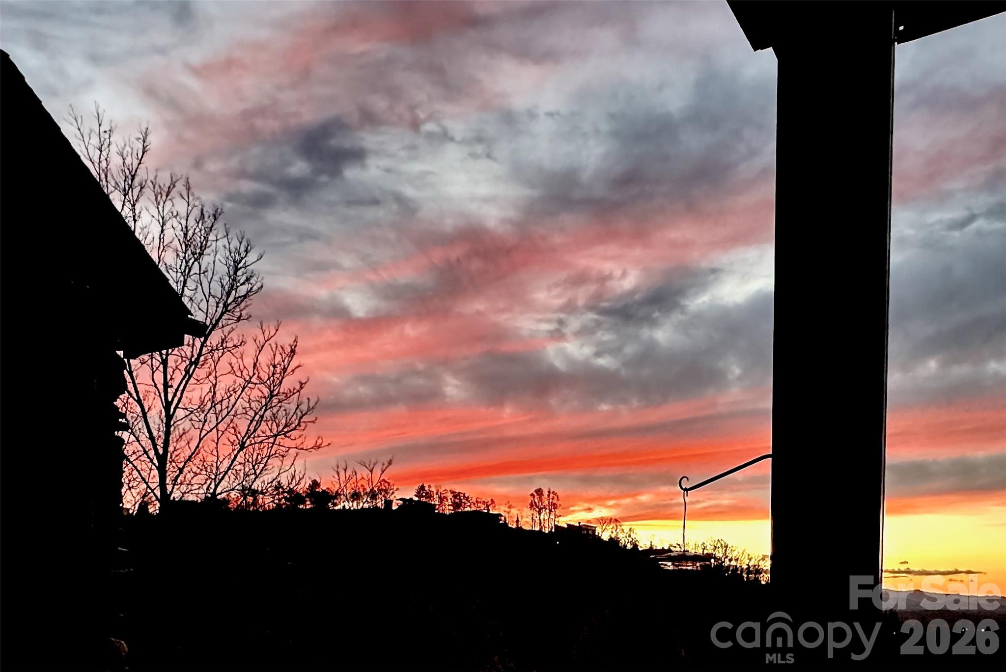 Reynolds Mountain - Residential