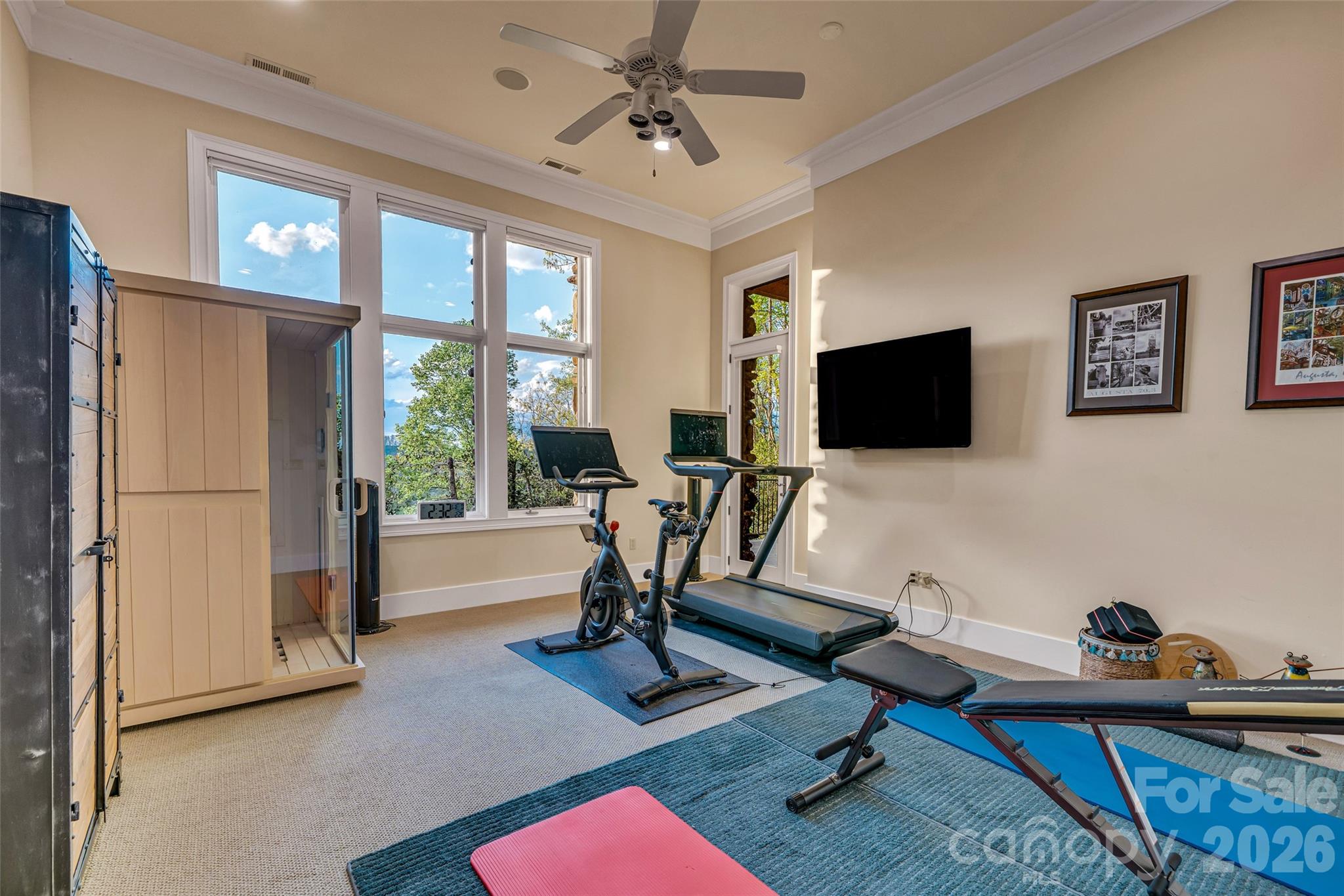 Reynolds Mountain - Residential