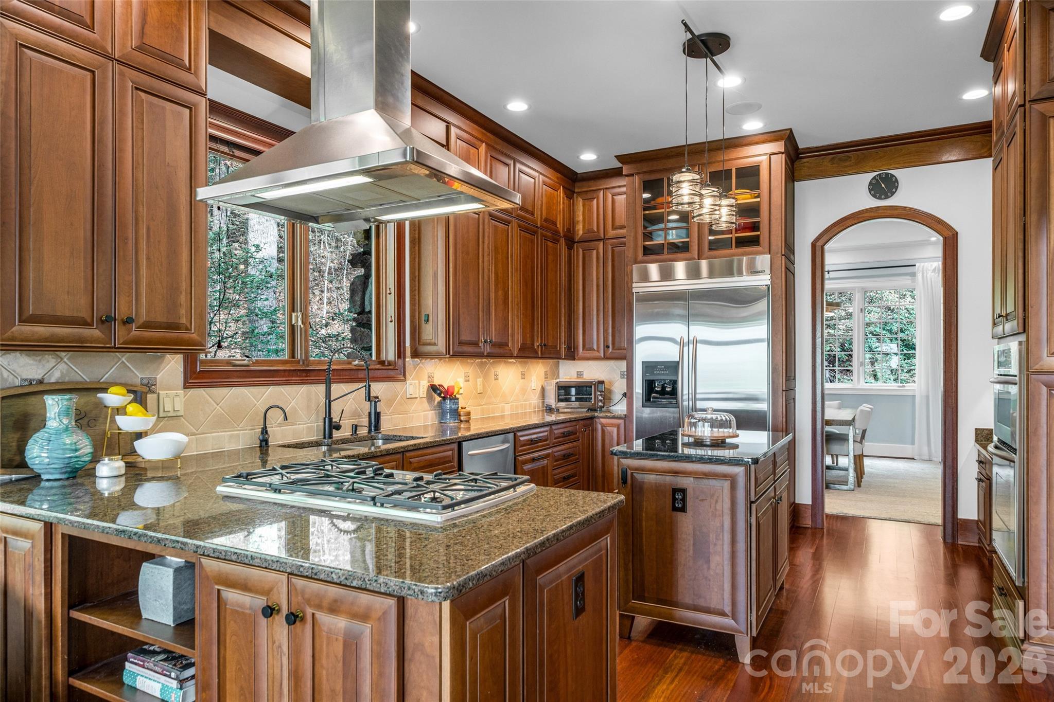 Reynolds Mountain - Residential