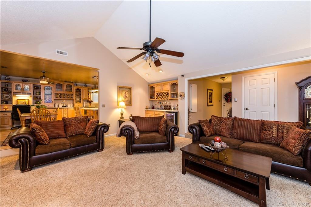 Tega Cay - Residential