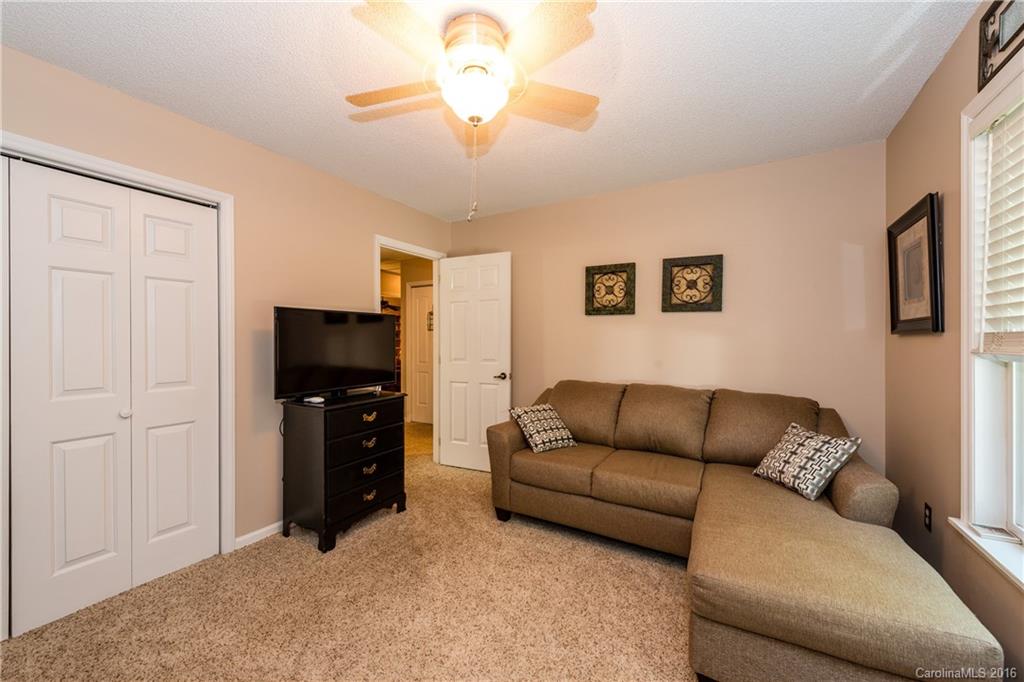 Tega Cay - Residential