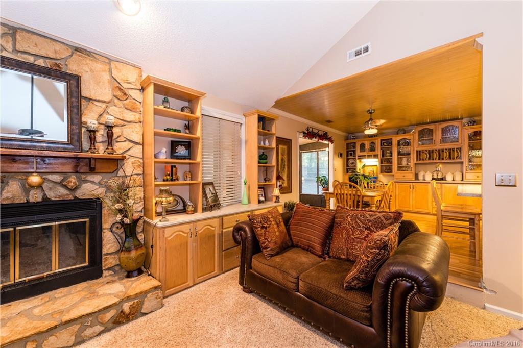 Tega Cay - Residential