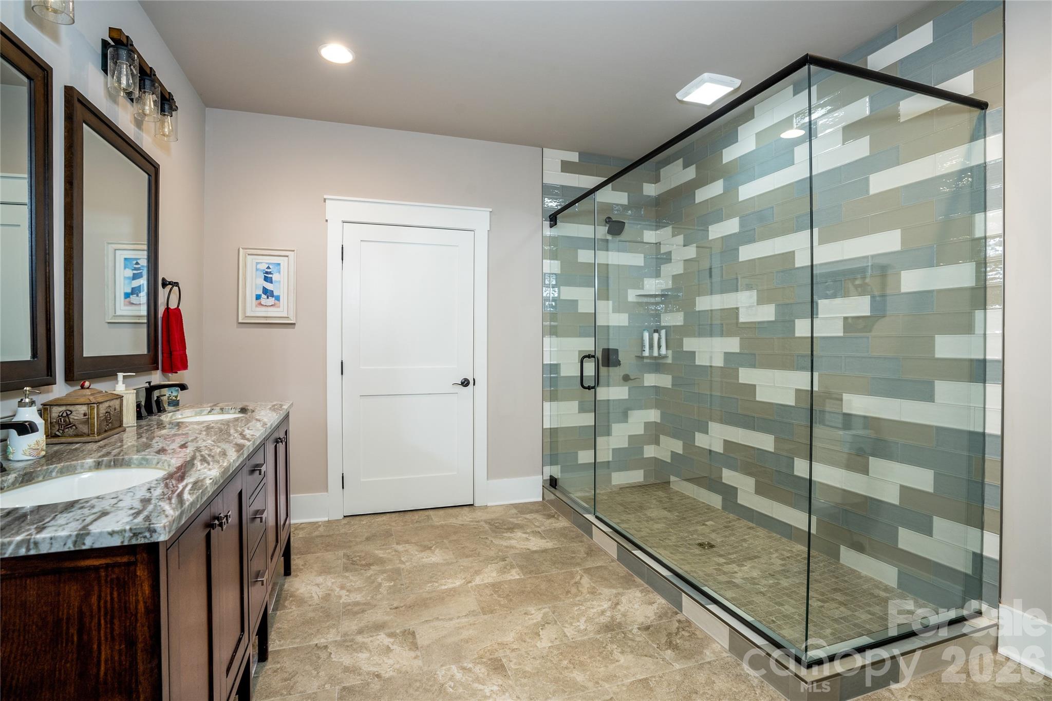 Dry Creek - Residential