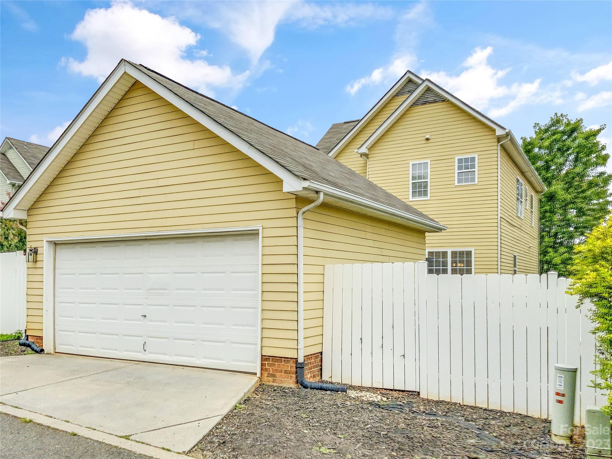 Water Oak - Residential