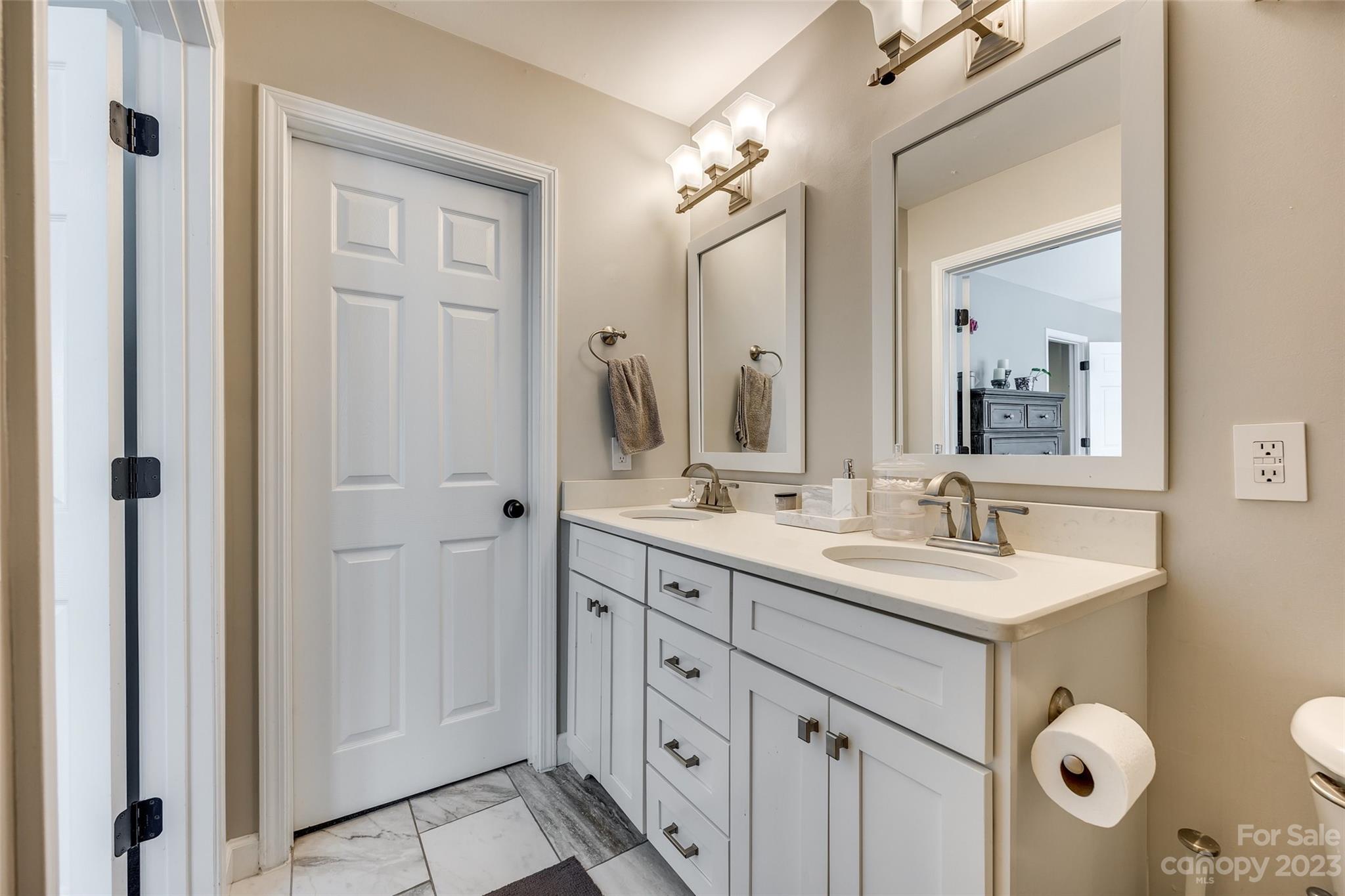 Charleston Place at Ballantyne - Residential