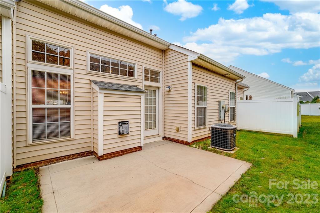 Fairway Townes - Residential