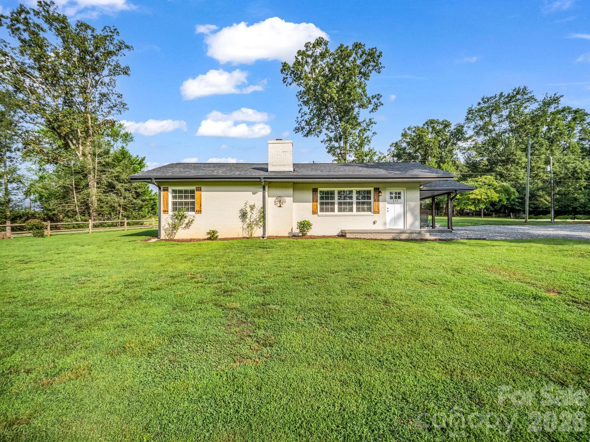629 Thompson Road