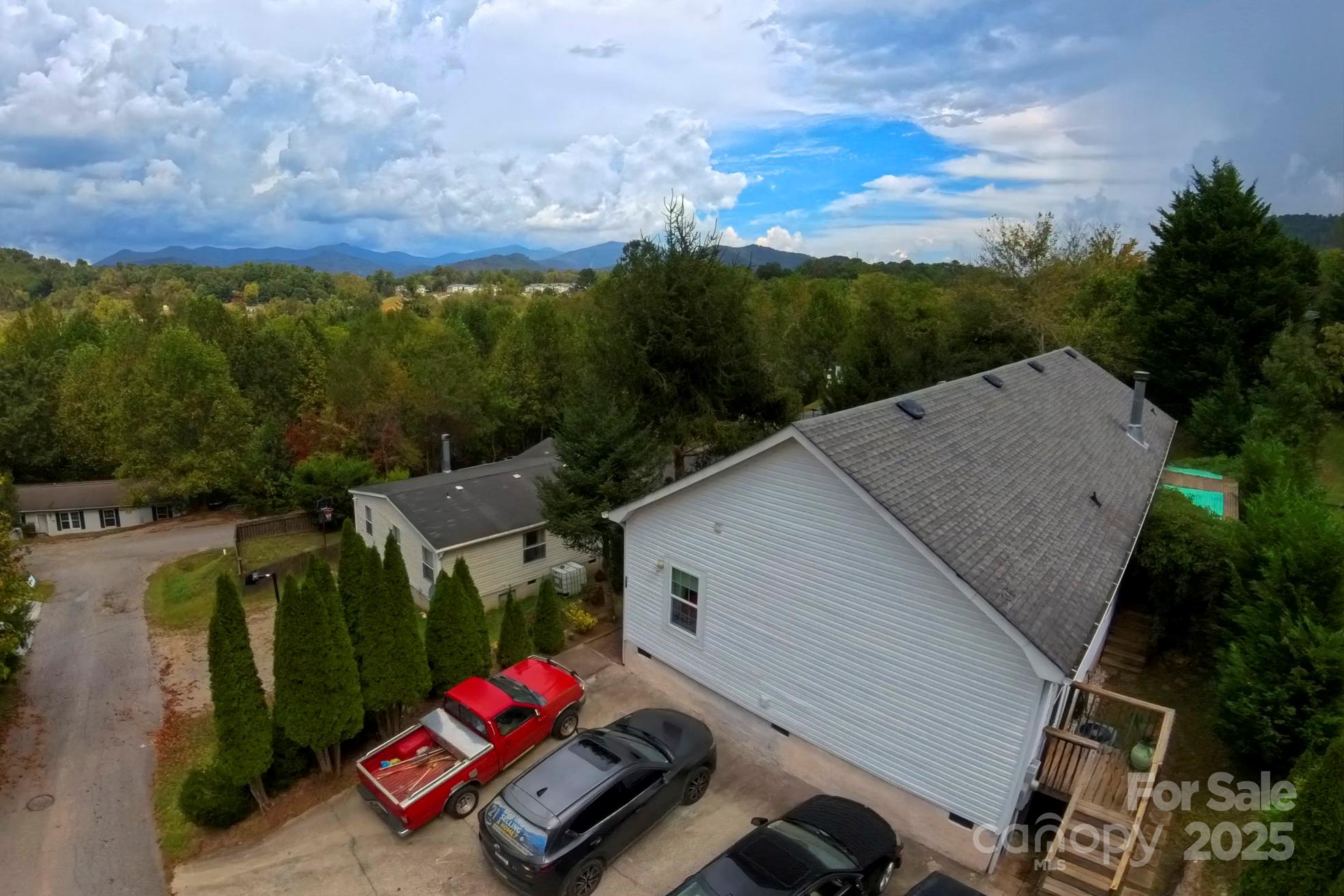 304 Golden Aster Road