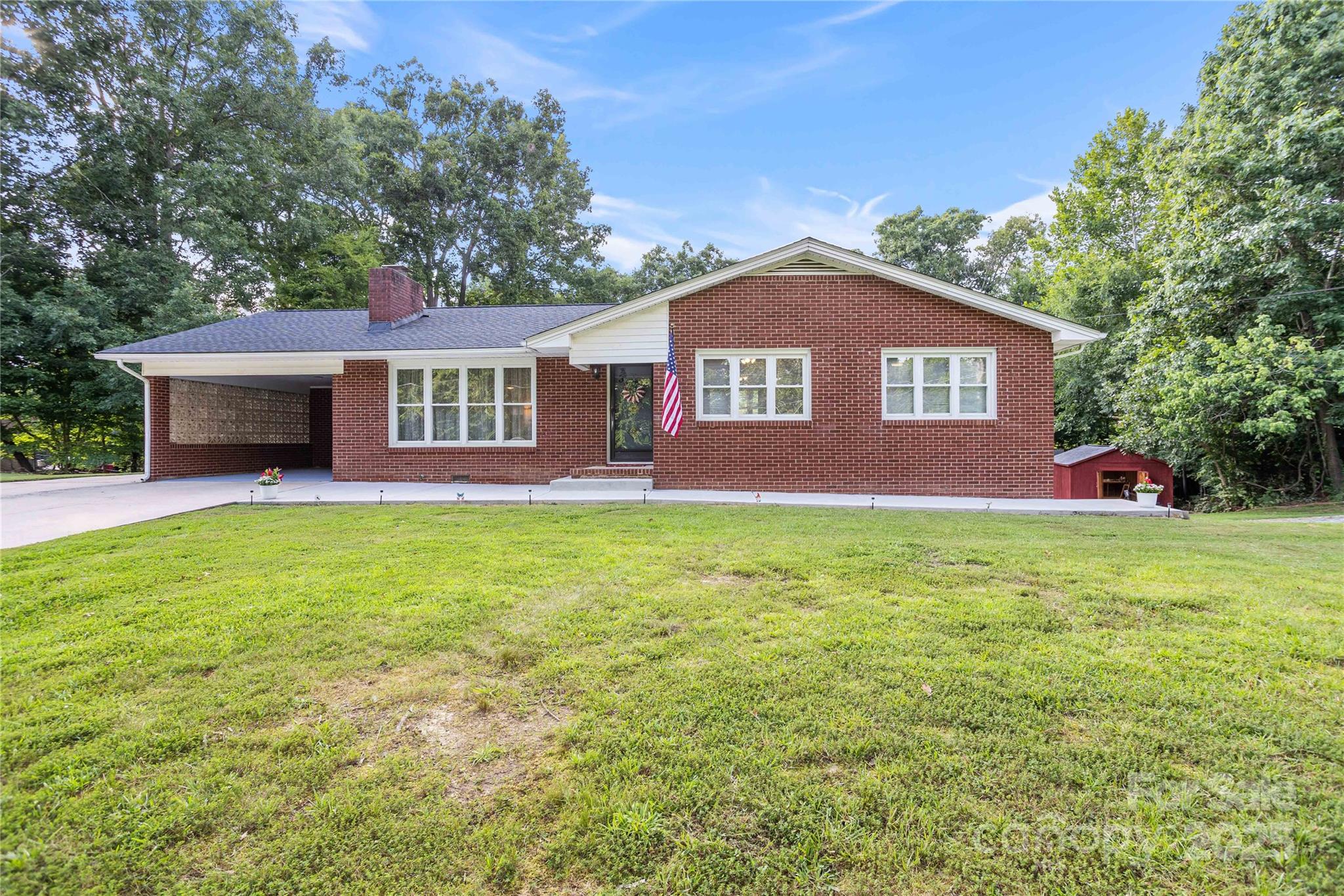 410 Queens Drive 27 & 28