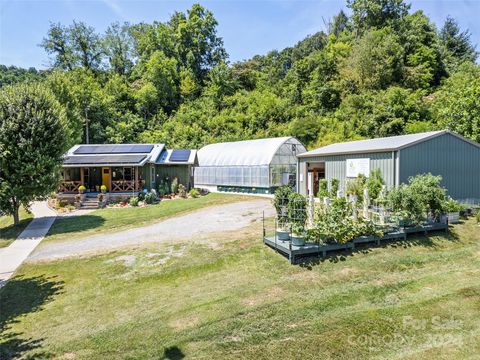 A home in Waynesville