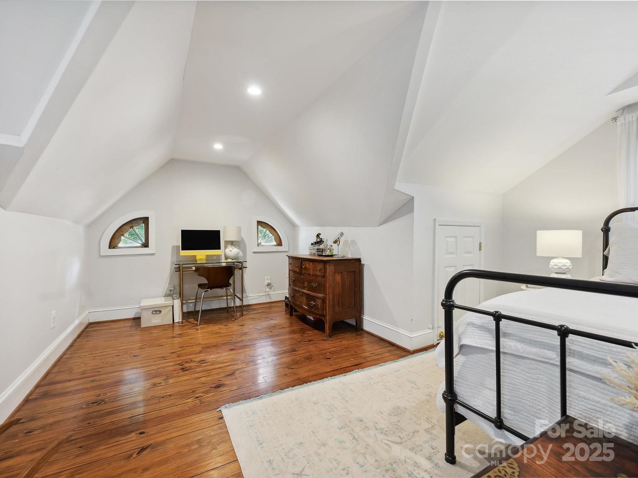 Commonwealth Park - Residential