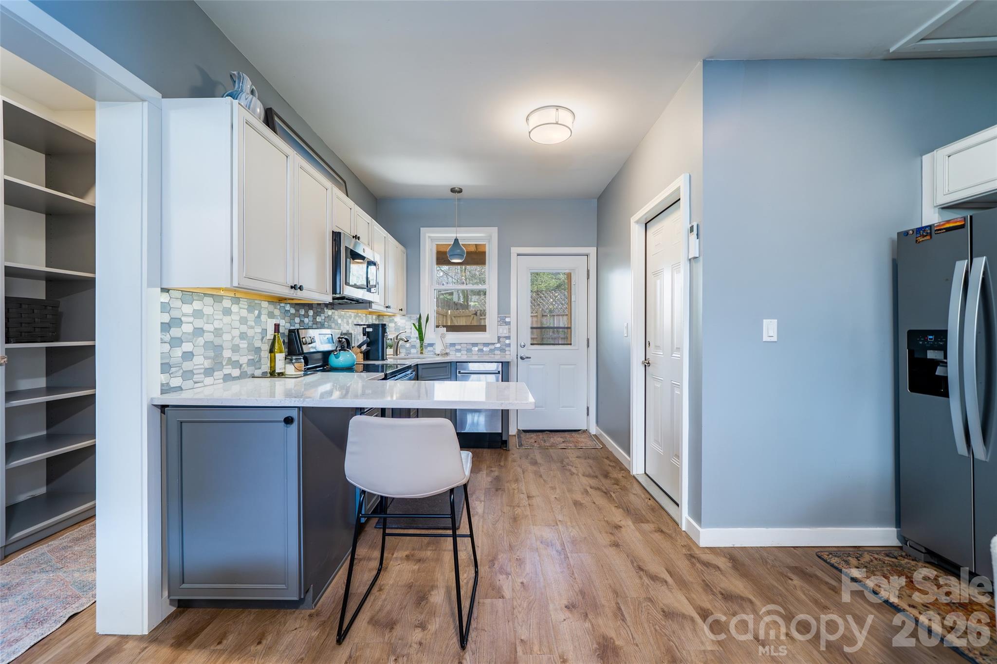 Royal Pines - Residential