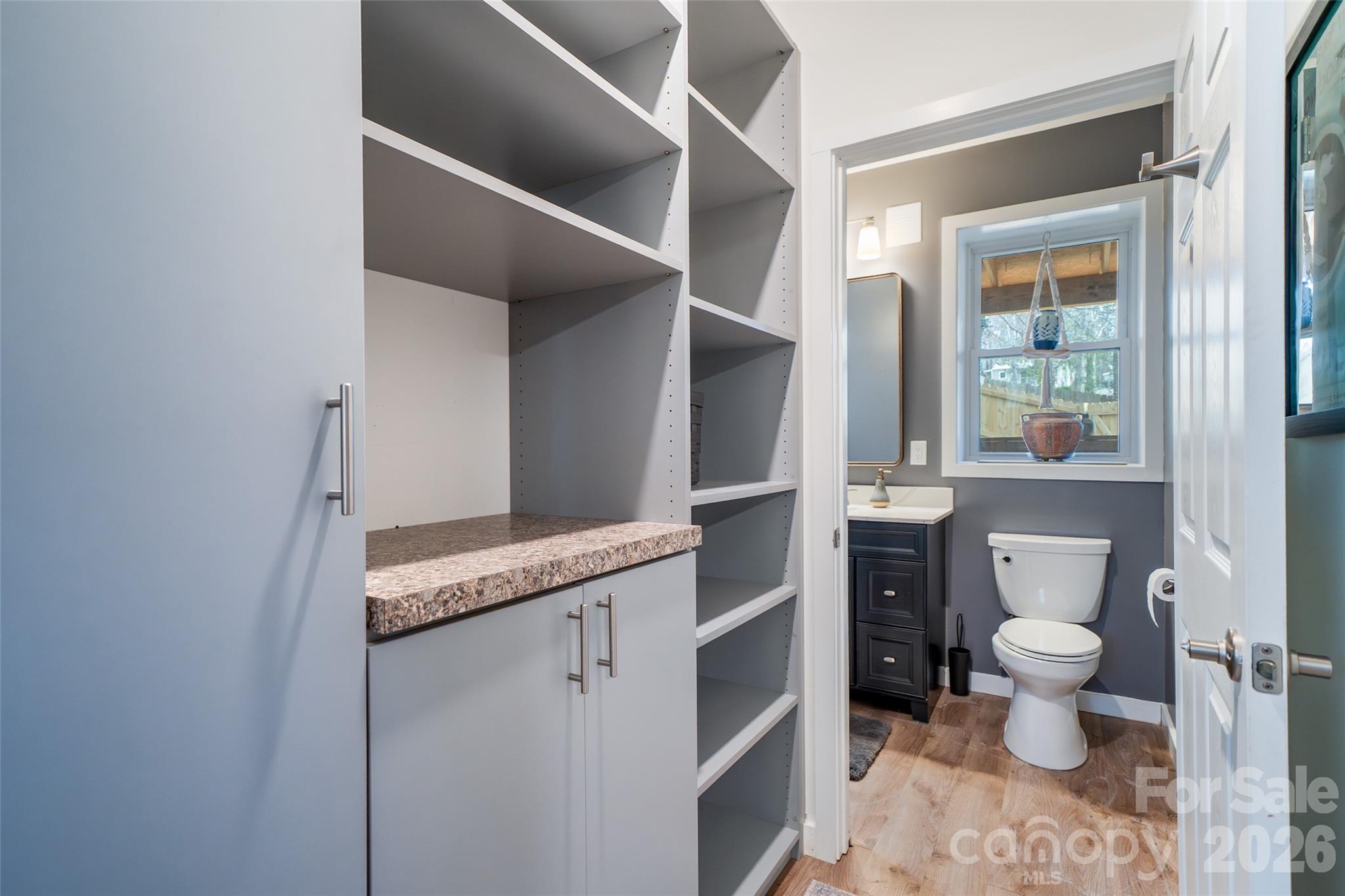 Royal Pines - Residential