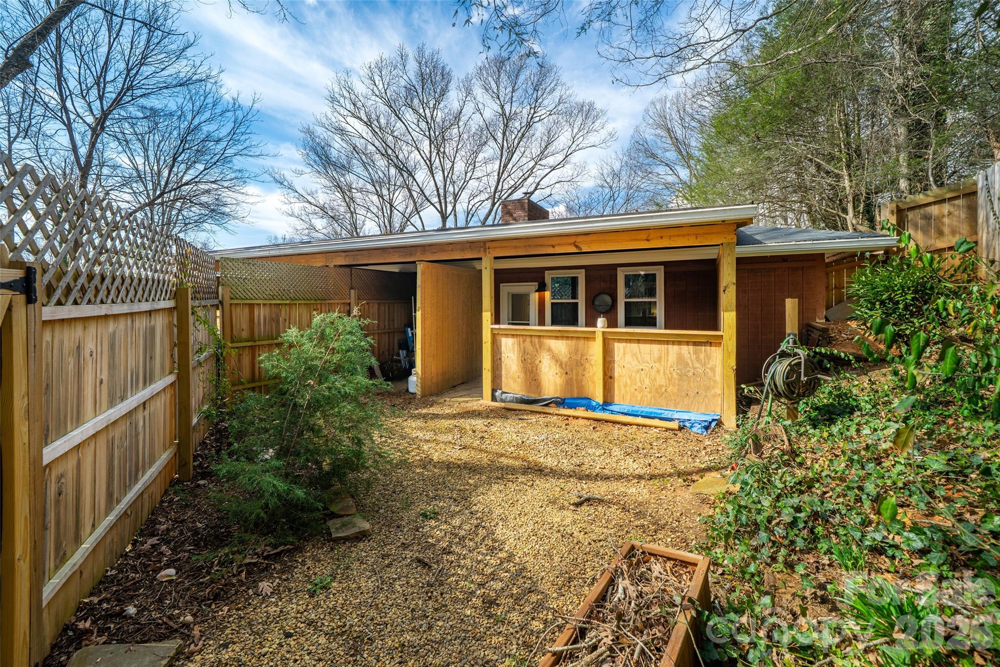 Royal Pines - Residential