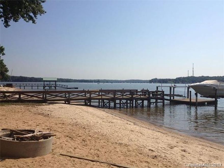 Water view condo Lake Wylie, SC! Gated community near Charlotte, NC with access to major hwy's. Perfect for outdoor water sports and golfing enthusiast! Community dock, pool exclusive to condo owners. River Hills residents also have access to a Private Community Beach, great for BBQ's, picnics! County Club, Tennis Courts, Marina, Playground, Community Garden Club! This condo also has a new HVAC ION air cleaner.