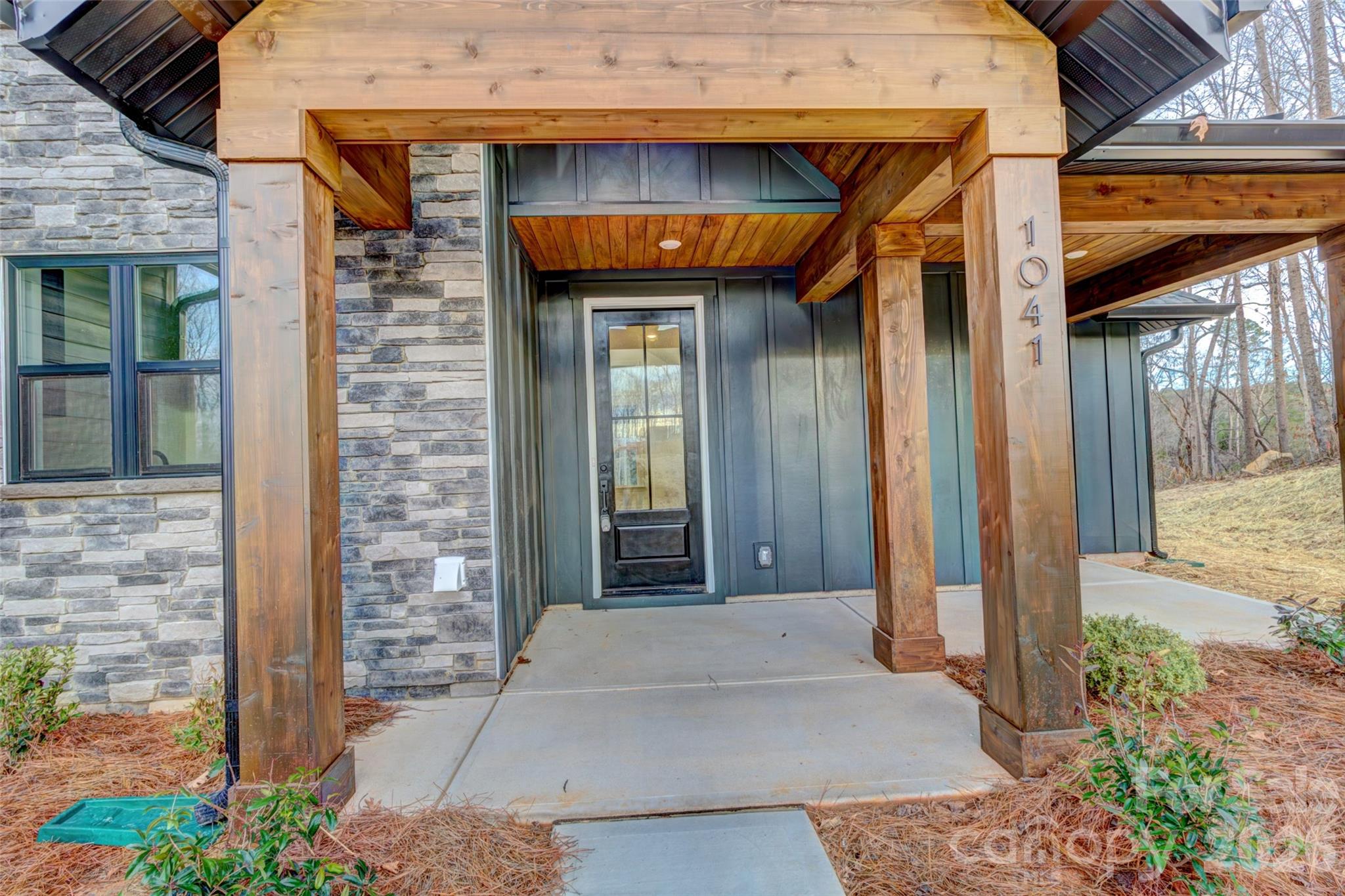 1041 Harrogate Drive