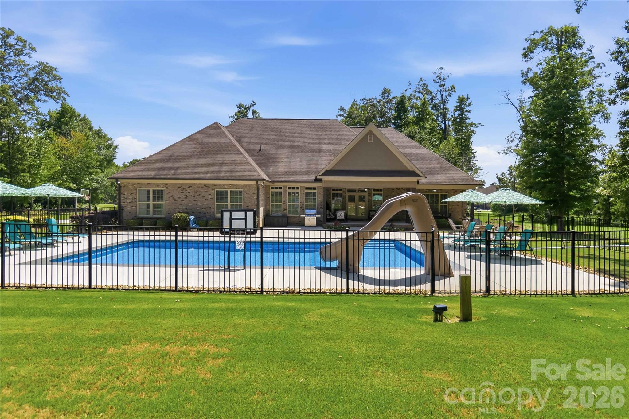 1017 Biggers Farm Court