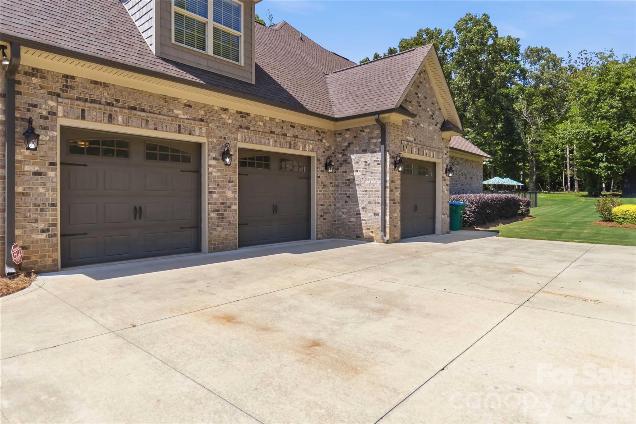 1017 Biggers Farm Court