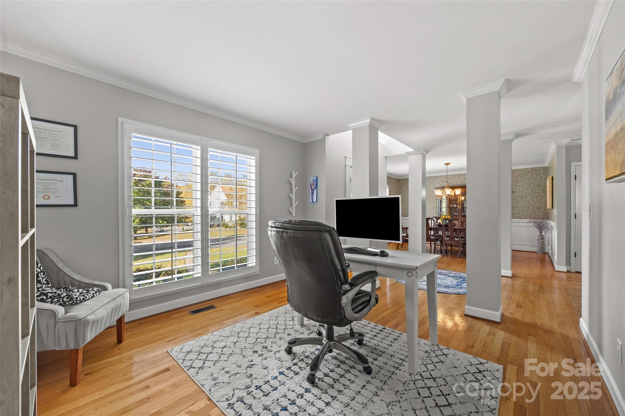 7729 Orchard Park Circle