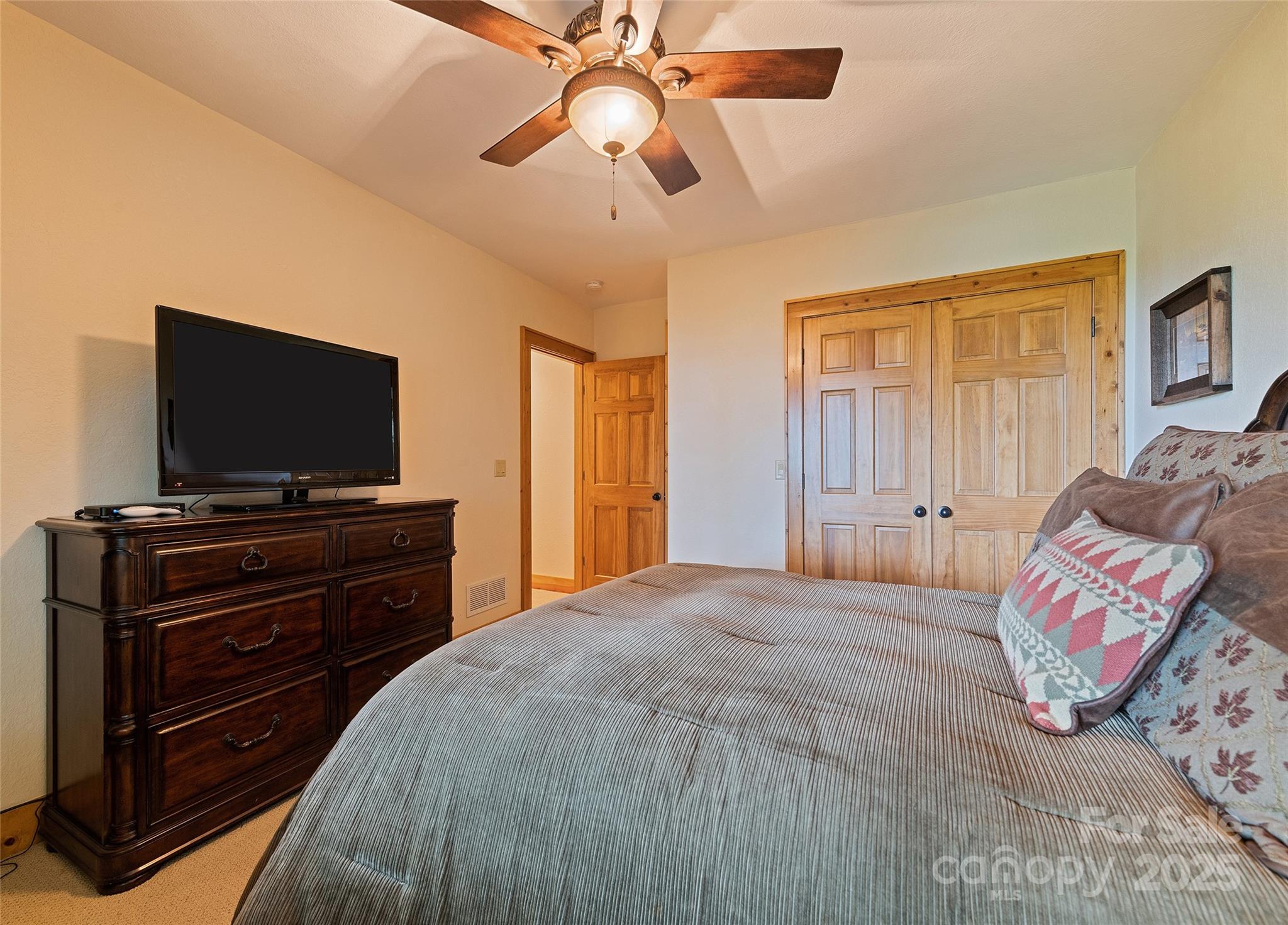 Smoky Mountain Retreat at Eagles Nest - Residential