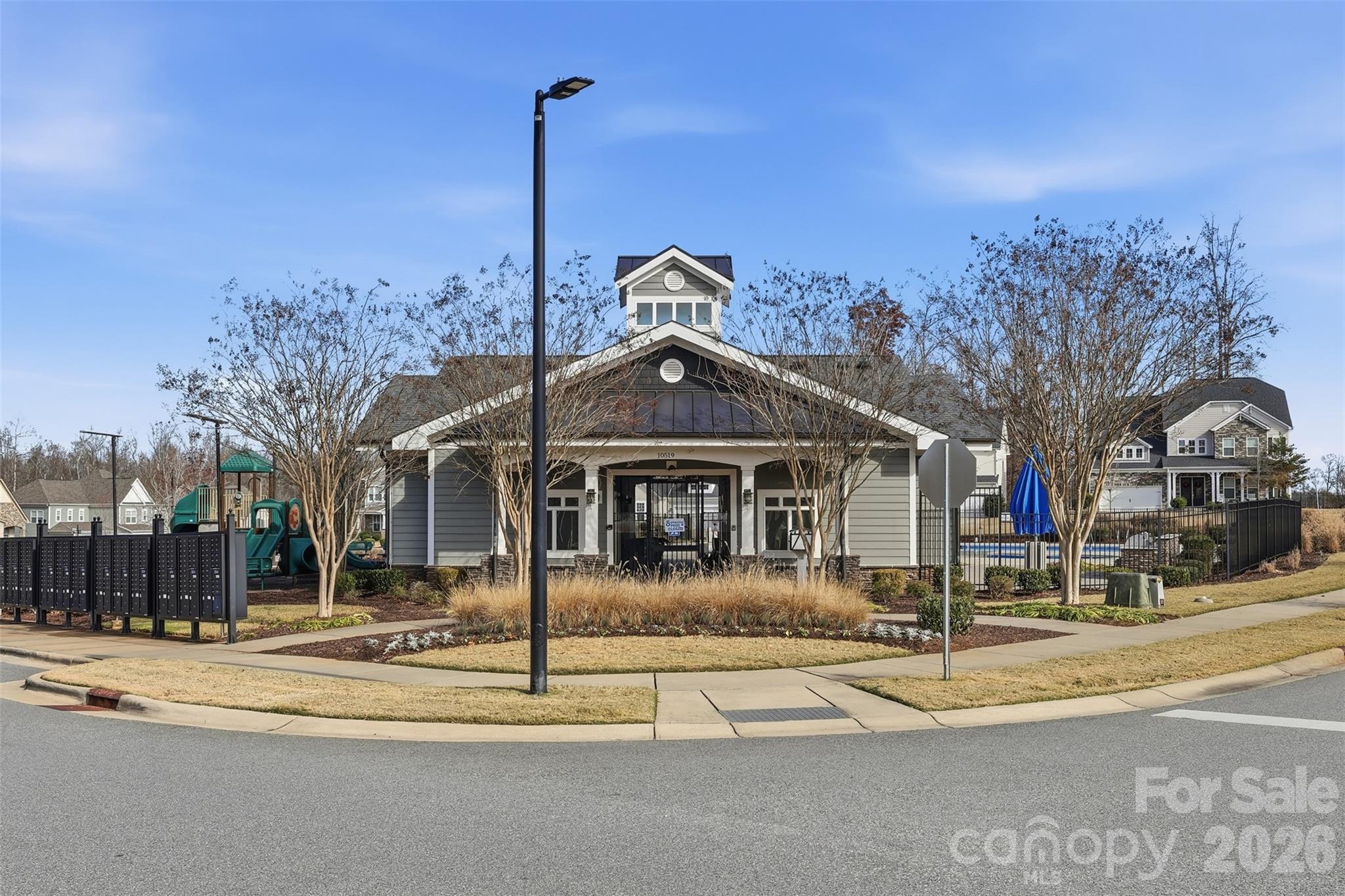 Holcomb Woods - Residential