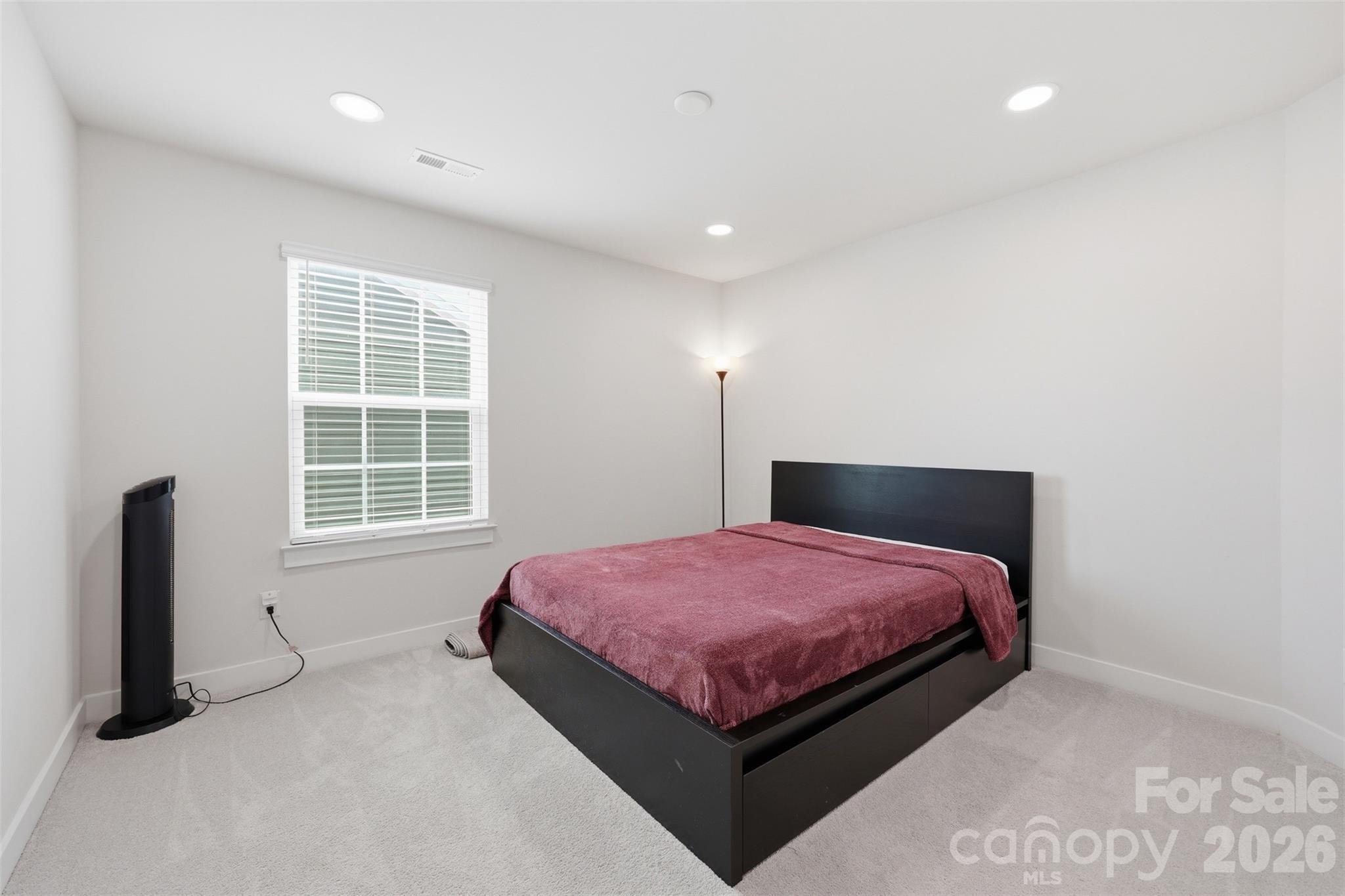 Holcomb Woods - Residential