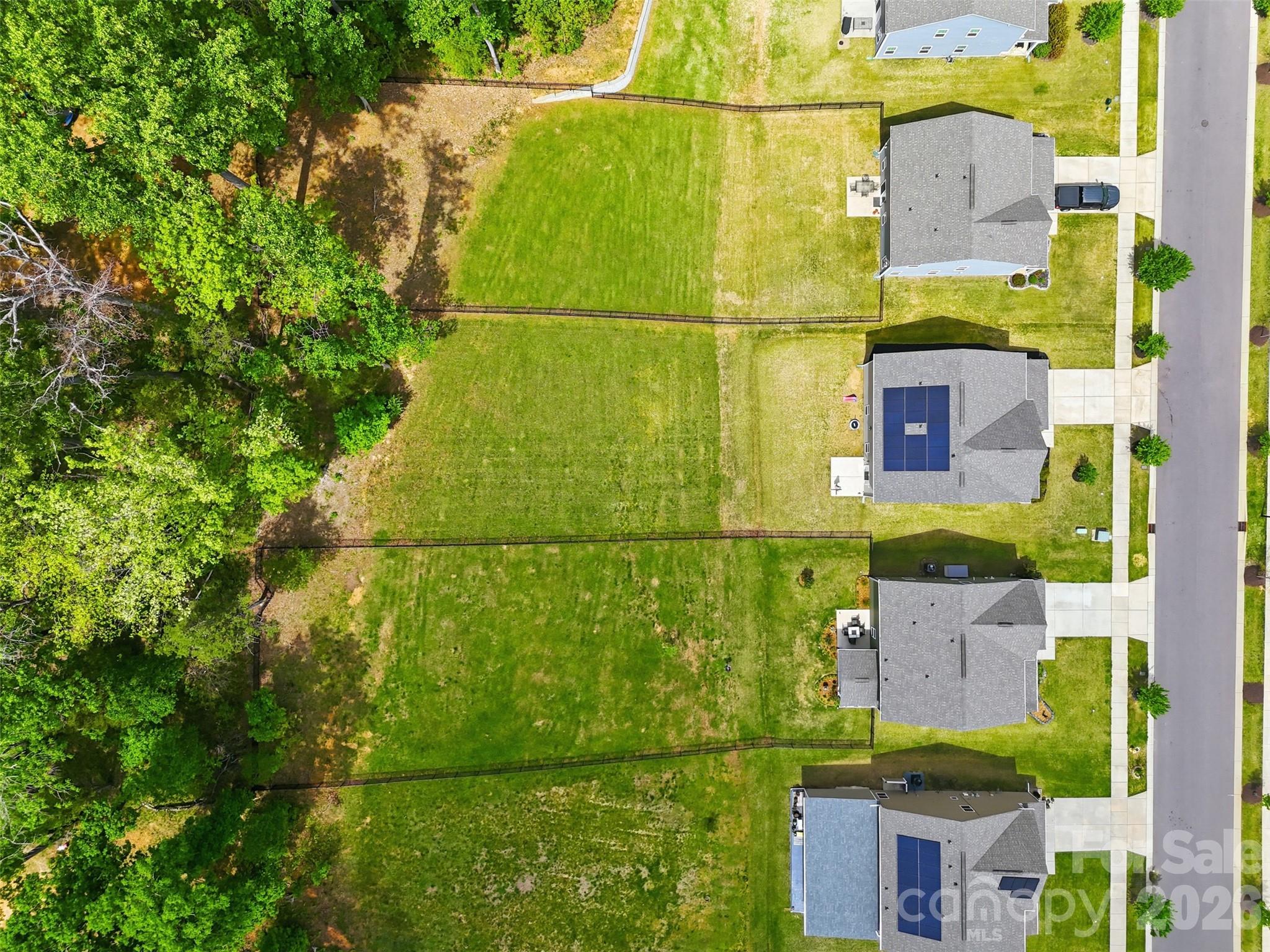Holcomb Woods - Residential