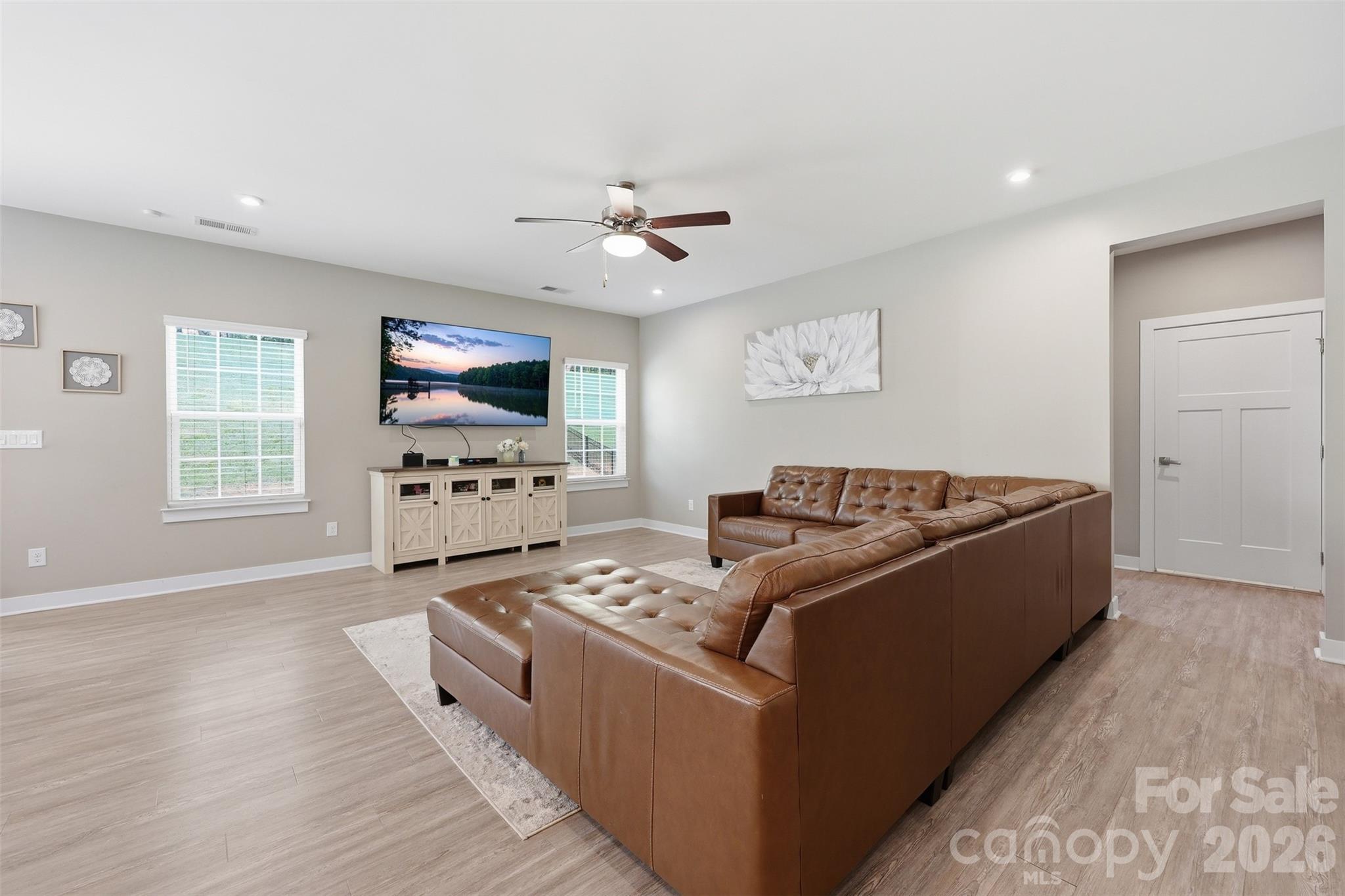 Holcomb Woods - Residential